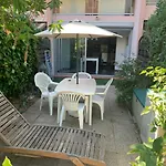 Apartmán Magnifique A 2 Mn De La *